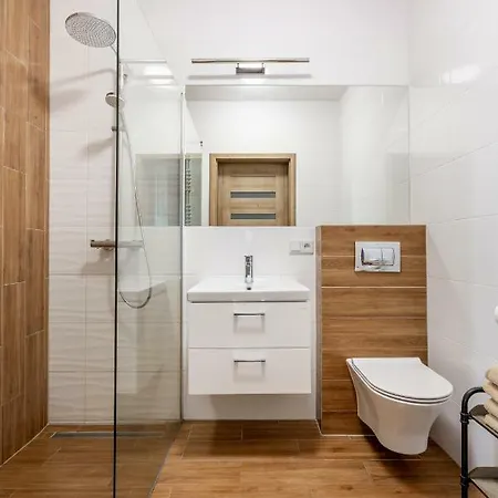 Amistik Tower Apartment *