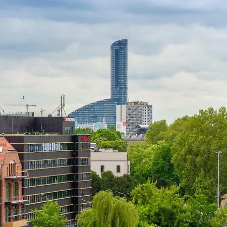Amistik Tower * Wroclaw