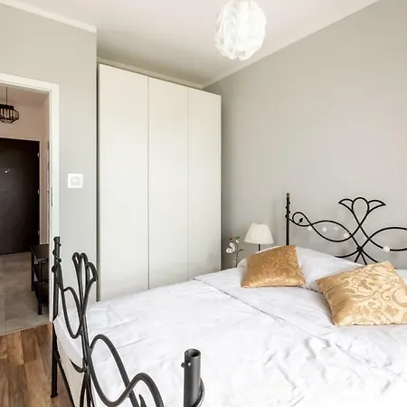 Amistik Tower Apartment *